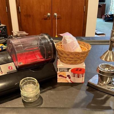 Eastman Outdoors Reveo MariVac Food Tumbler Meat Flavor marinator And Misc Items