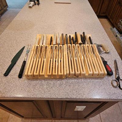 Assorted Knives And Blocks