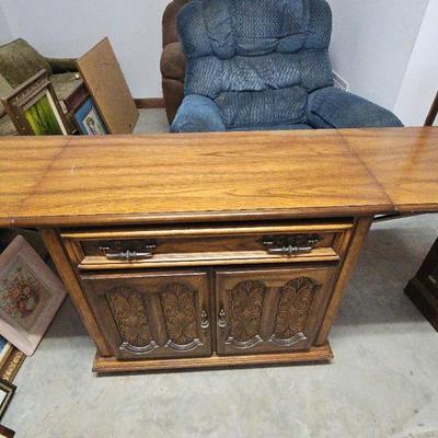 Buffet Expandable Table