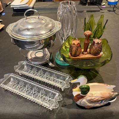 Vintage Otagiri Mallard Duck Ceramic Napkin Holder,  Fifth Avenue Portico Cracker Tray And Misc   