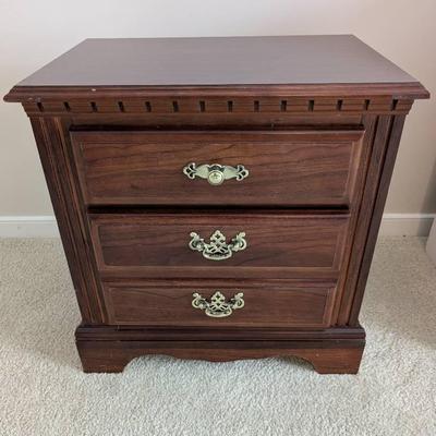 Broyhill 3 Drawer Night Stand