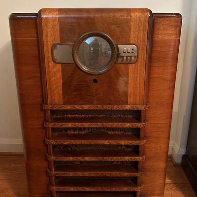 Zenith Console Radio Base