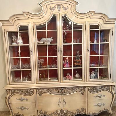 Romweber China Cabinet