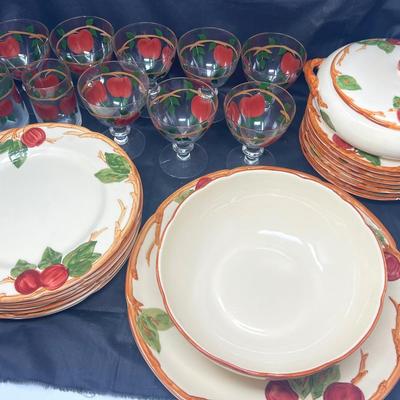 Franciscan Apple Pattern , Plates & Glasses