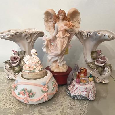 Music Boxes & Cornucopia Horns