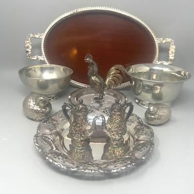 Silver tone Entertaining Things 
