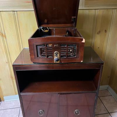 Vintage Zenith Tabeltop Tube Radio & Phonograph (model 5R085Z) with Records & Cabinet 