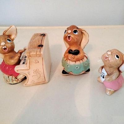 Pendlefin Stoneware Rabbits 