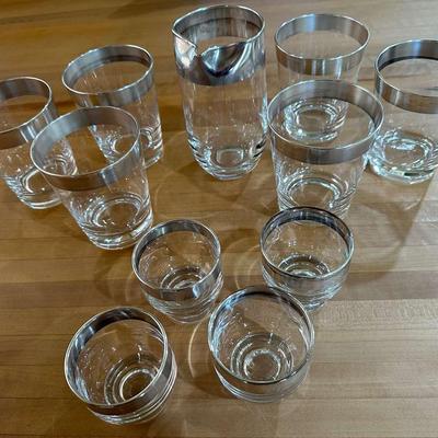 Mid-Century Dorothy Thorpe Cocktail Pitcher with Glasses