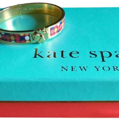 Kate Spade Heritage Spade Flower Hinged Bangle