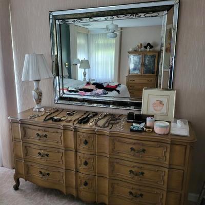 Sale Photo Thumbnail #83