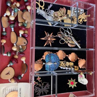 Sale Photo Thumbnail #48