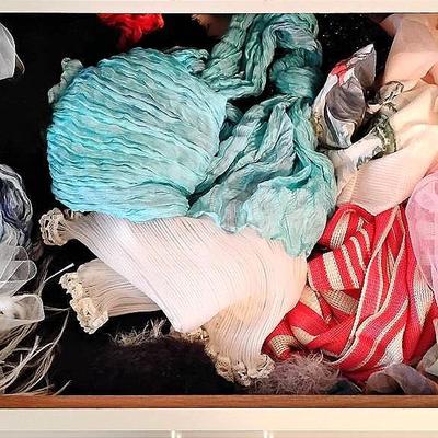 Vintage Feminine Scarves & Kerchiefs 