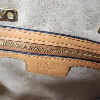 Sale Photo Thumbnail #417