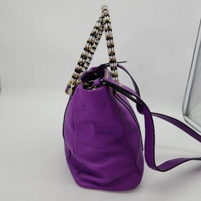 Sale Photo Thumbnail #576