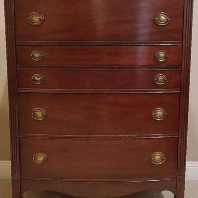 Glass Top Dixie Mahogany Chest Of Drawers 
