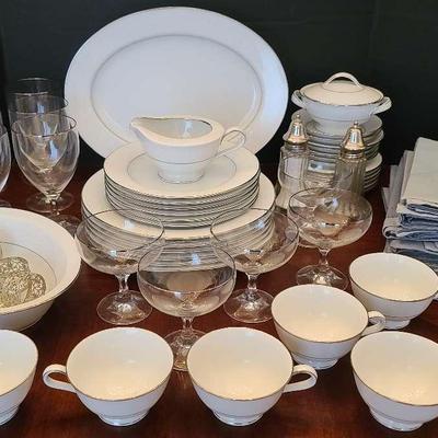 Noritake 30+ Piece China With Glassware & Tableware 
