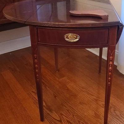 Ethan Allen Wooden Drop Leaf Side Table