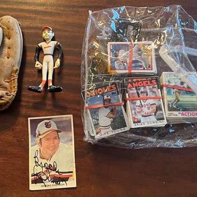 Signed Brooks Robinson Photo, 80s Baseball/Football Cards & More