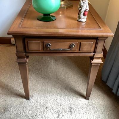 Mid century modern pair of end tables 1