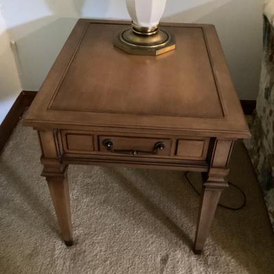 Mid century modern pair of end tables 2