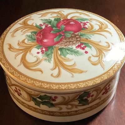 Sale Photo Thumbnail #106: Gold with red flower round lidded container