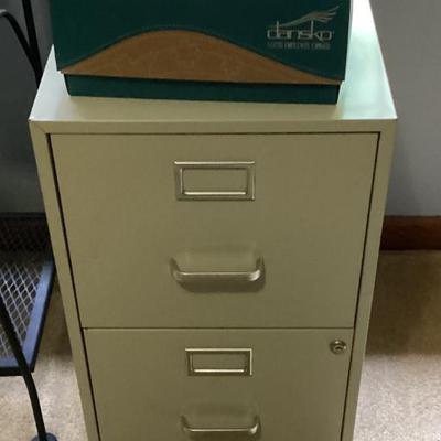 Sale Photo Thumbnail #184: 2 drawer file cabinet