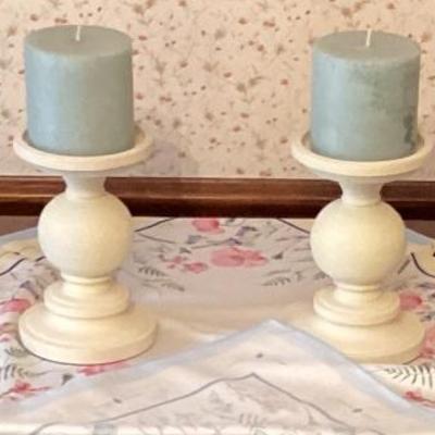 Sale Photo Thumbnail #58: Pair of white candle holders with green candles