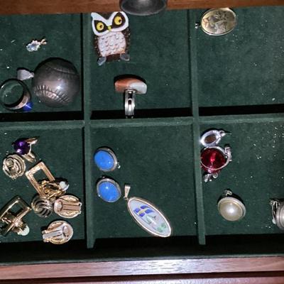 Sale Photo Thumbnail #28: Costume Jewelry 2