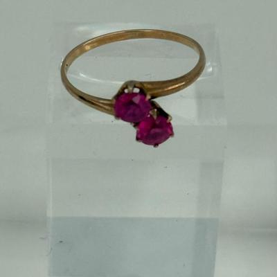 Vintage 10k Yellow Gold Ring W/two Red Stones, Size 8.75, 1.82 Grams