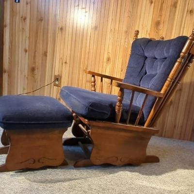 Best Chairs, Inc. The County Line Glide Rocker & Ottoman