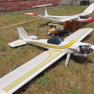 Model Airplanes & Accessories 