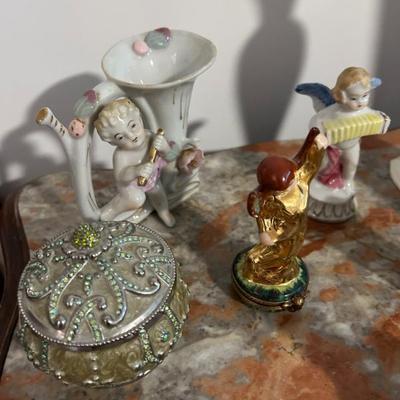Sale Photo Thumbnail #563