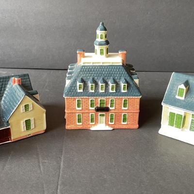 Triplet of Hand Painted Williamsburg Houses