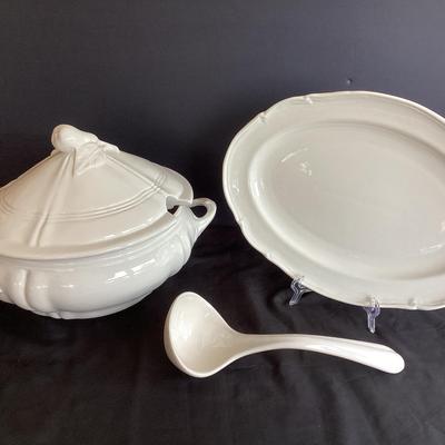 Whittier Pottery Soup Tureen & Platter