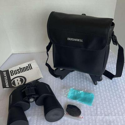 Bushnell Binoculars With Case  