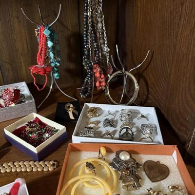 Sale Photo Thumbnail #41
