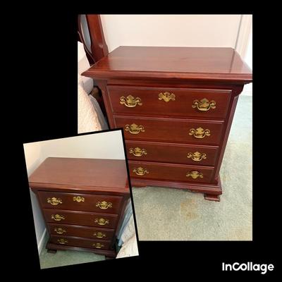 Pair Of Colonial Furniture Company Nightstands 