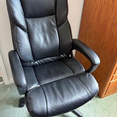 Adjustable Swivel Office Chair