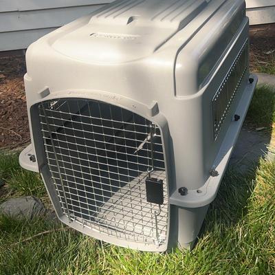 Pet mate Large Pet Carrier