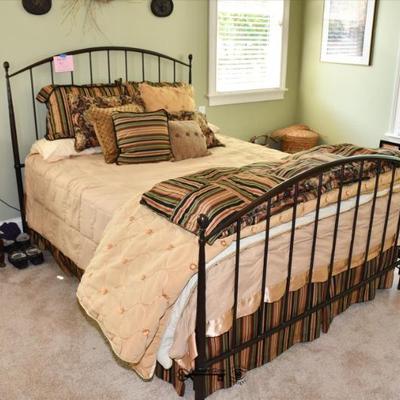 576 bedroom a