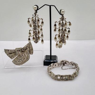 76 chandelierrhinestone fauxpearlclipearringsoldhollywoodglam