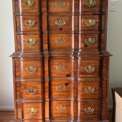 Heritage by Drexel 6 Drawer Dresser