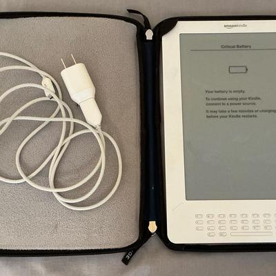 Amazin Kindle D00801 w/ Case
