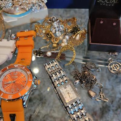 Sale Photo Thumbnail #29