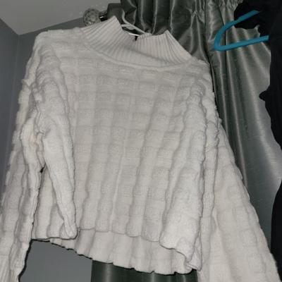 Sale Photo Thumbnail #186