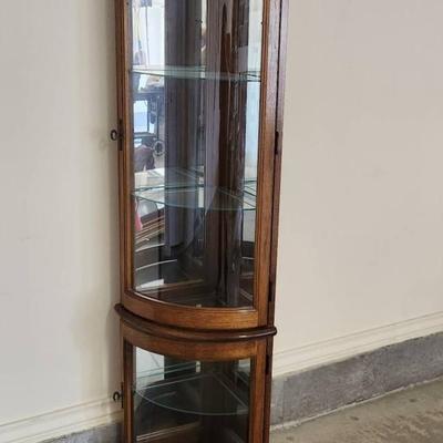 Pulaski Corner Curio
