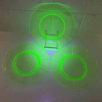 Vintage Decagon Uranium Glass Plates