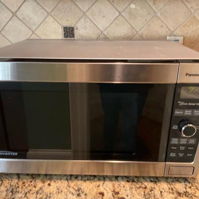 Panasonic Countertop Inverter Microwave 