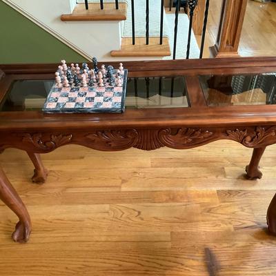 Beautiful Living Room Glass Top Table And Chess Set 